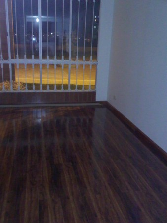 PISO LAMINADO BRILLANTE